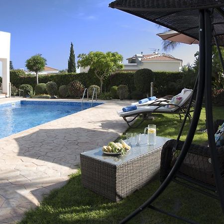 Villa Alysia By Ezoria Villas Coral Bay Eksteriør billede