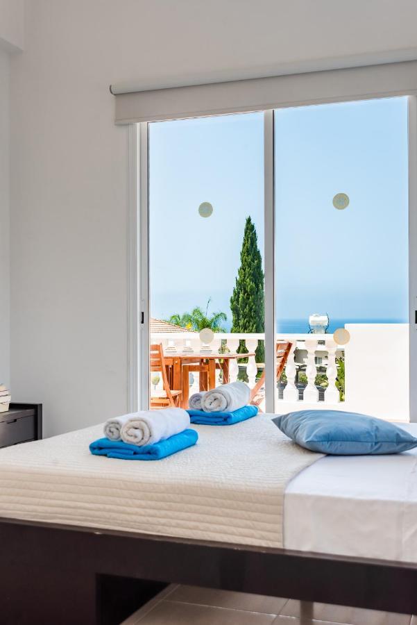 Villa Alysia By Ezoria Villas Coral Bay Eksteriør billede