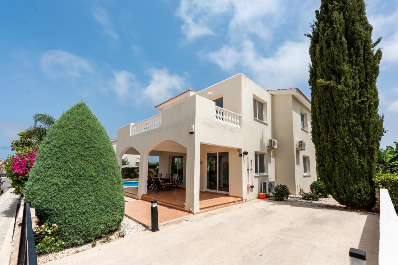 Villa Alysia By Ezoria Villas Coral Bay Eksteriør billede